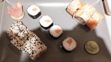 Wantai Sushi inside
