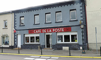 Cafe De La Poste food