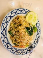 Thonglor Thai Cuisine food