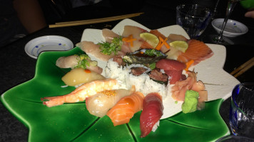 Sushi Yachiyo food