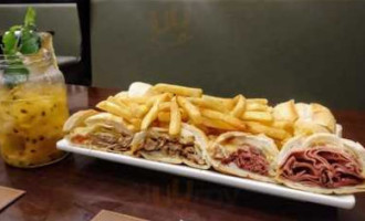 Hocca Sao Bernardo Plaza food