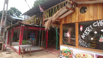 New Sigiri Cafe inside