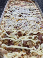 Pizzaria Cazuá food