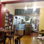 Do Arco Da Velha Livraria E Café Dentro