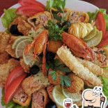 Ugnija Comida