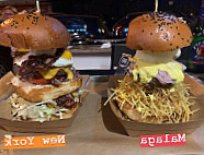 Pollo E Burger Store food