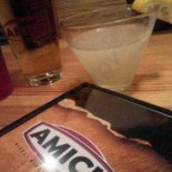 Amici Athens Comida