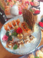 Zensei Sushi food