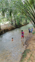 Rim Klong Chai Ca inside