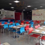 Domino's À l'intérieur