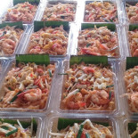ผัดไทยบ้านสิงห์ Comida