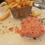 Mr Arthur Comida
