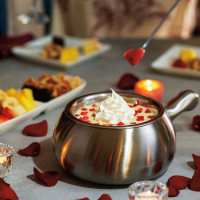 The Melting Pot food