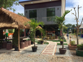 ครัวสจ หม่อง Exterior