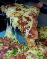Super Pizza Gigante food