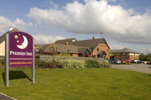 Premier Inn Barnsley (dearne Valley) outside