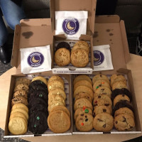 Insomnia Cookies food