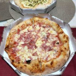The Pug Pizza Comida