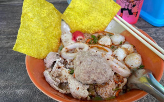 กั๊ดจัง ร้านกิ๊ฟก๋วยเตี๋ยวรสเด็ด food