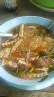 ก๋วยจั๊บอุบลฯ แม่เพ็ญ food