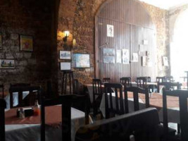 Dom Francisco Restaurante inside