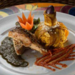 Pedra Azul Comida