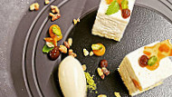 Le Clos du Cedre food