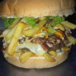 Dos Guris Food