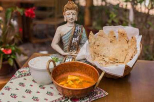 Ashram Zen Lounge And Cozinha Indiana food