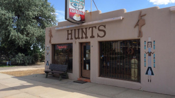 Hunt's Trading Post outside