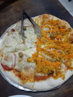 Central Das Pizzas food