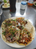 Taquería Los Cuñados food