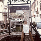 Trattoria La Busera outside