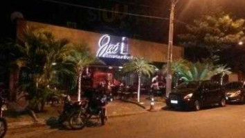 Quitandinha Jao outside