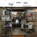 Café com Pão À l'intérieur