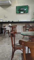 Colina Cafe inside