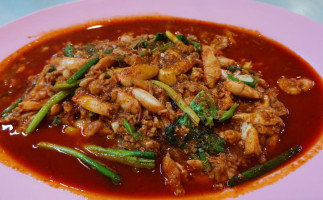 Yà Yā Zhōng Tài Fàn Diàn food