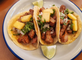 El Taco Chingon food