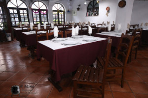 Glamour Lamego - Restaurante Tipico Mina inside