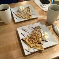 Naked Crepe food