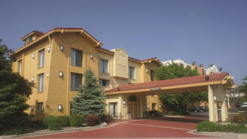 Country Inn Suites By Radisson, Hoffman Estates, Il outside