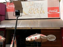 Cafe Doce Mania outside