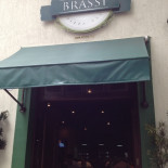 Brassi Dentro