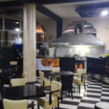 Bale Grill Dentro