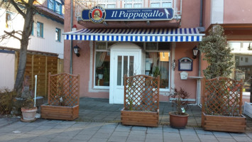 Il Pappagallo Neubiberg outside