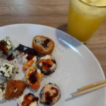 Chic Self. Service Food
