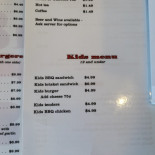 Brisky's Bbq Dentro