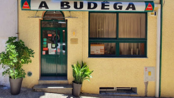 A Budega outside
