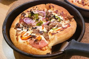 Pizza Hut Telheiras food