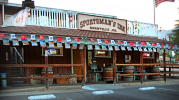 Sportsman's Inn inside